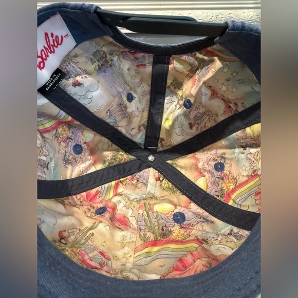 Wrangler Barbie Embroidered Snapback Adult Blue Washed Denim Hat NWT - Picture 9 of 9